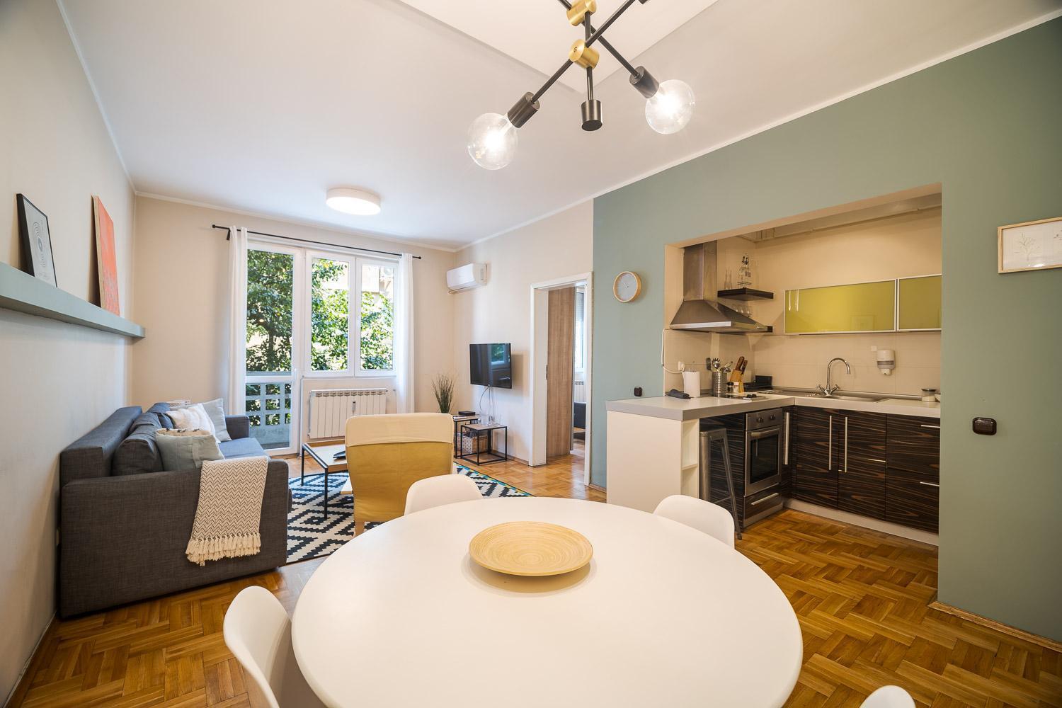 Cozy 1 Bdrm, Top Center, Solunska Near Vitoshka Street Sofia Zewnętrze zdjęcie